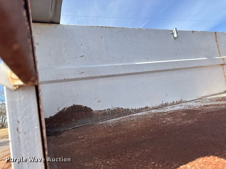 image for item ER8466 Shop built grain trailer