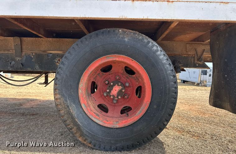 image for item ER8466 Shop built grain trailer