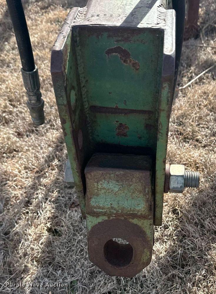 image for item ER8468 John Deere field cultivator