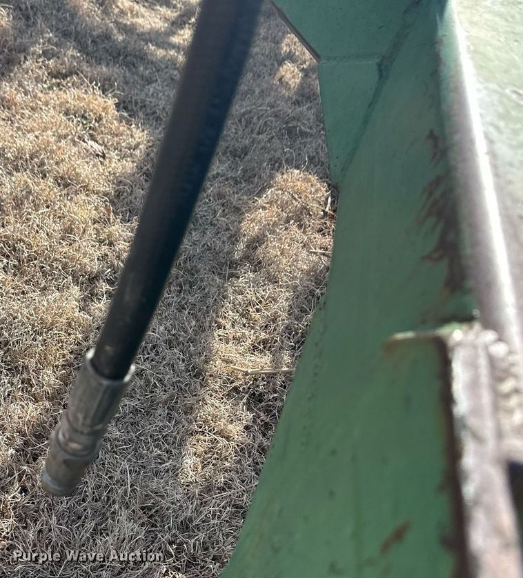 image for item ER8468 John Deere field cultivator