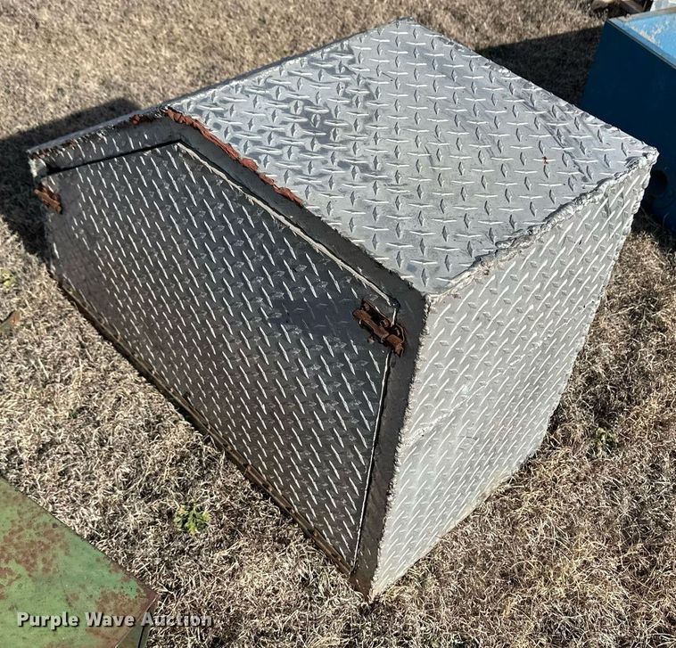 image for item ER8469 Automotive parts