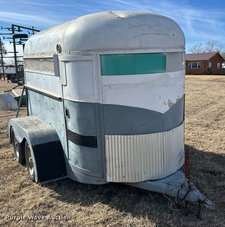 image for item ER8470 Livestock trailer