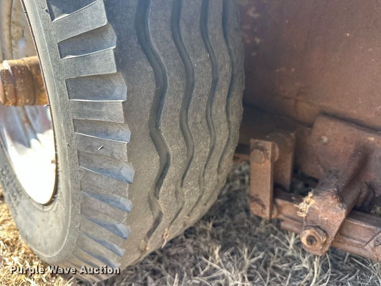 image for item ER8470 Livestock trailer