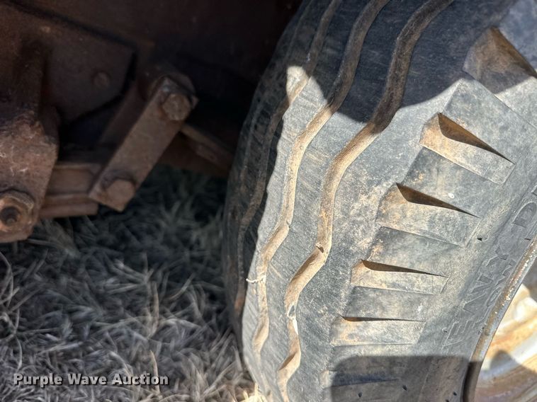 image for item ER8470 Livestock trailer