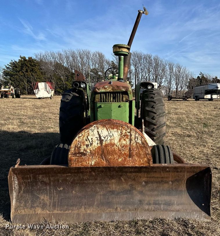 image for item ER8482 1964 John Deere 4020 tractor
