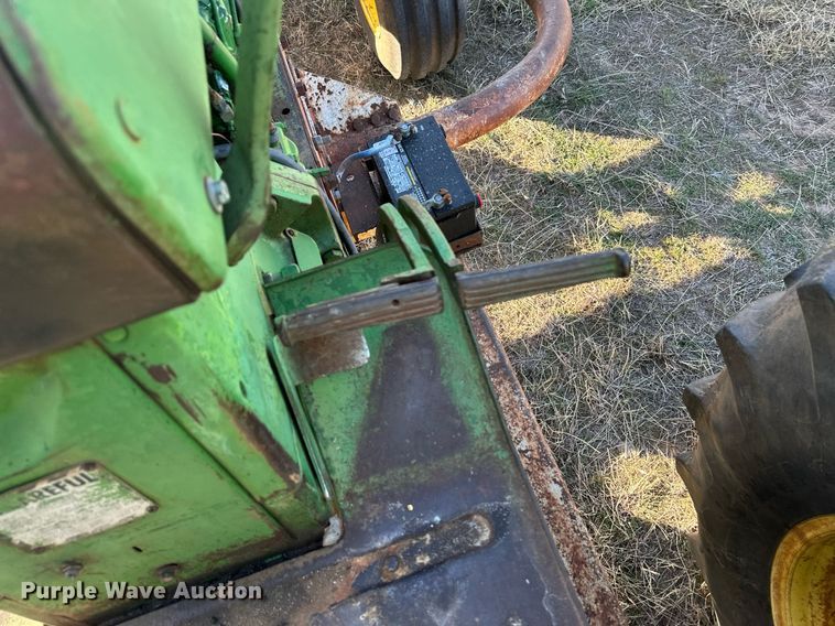 image for item ER8482 1964 John Deere 4020 tractor