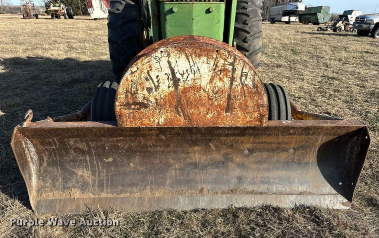 image for item ER8482 1964 John Deere 4020 tractor