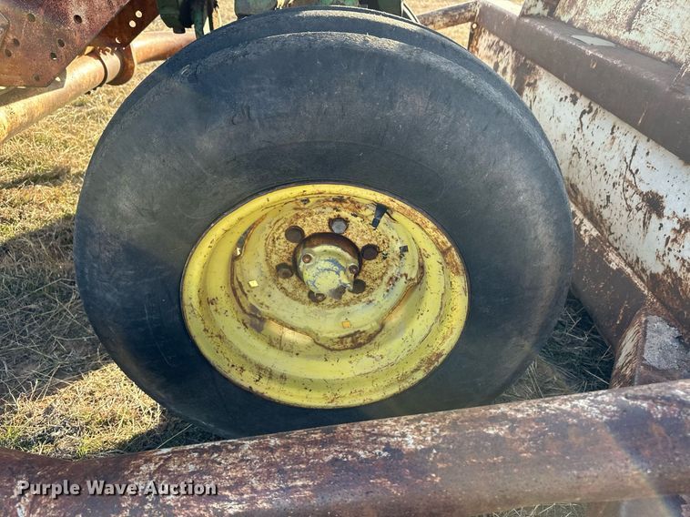 image for item ER8482 1964 John Deere 4020 tractor