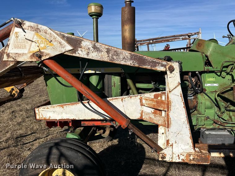 image for item ER8494 1961 John Deere 4010 tractor