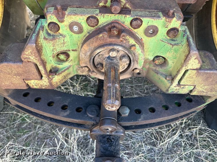 image for item ER8494 1961 John Deere 4010 tractor