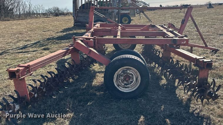 image for item ER8496 Mulch treader picker