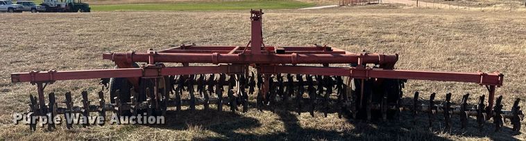 image for item ER8496 Mulch treader picker