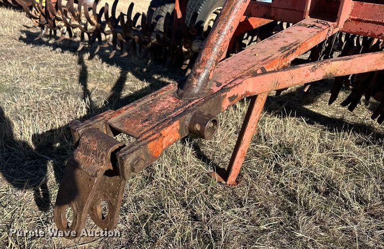 image for item ER8496 Mulch treader picker