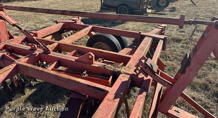 image for item ER8496 Mulch treader picker