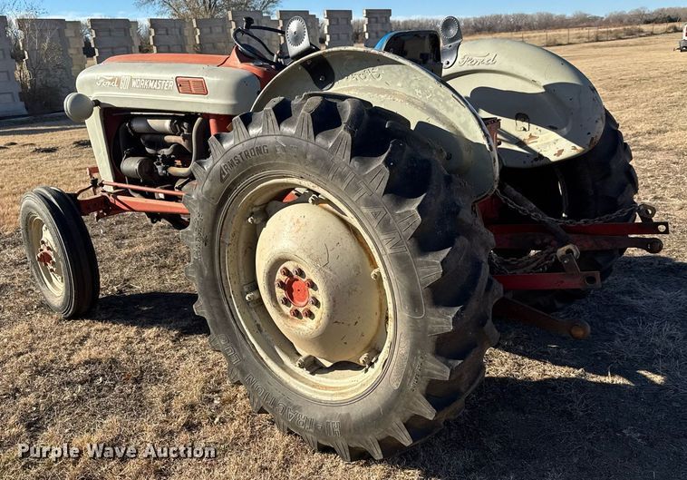 image for item LH9330 Ford 601 Workmaster tractor