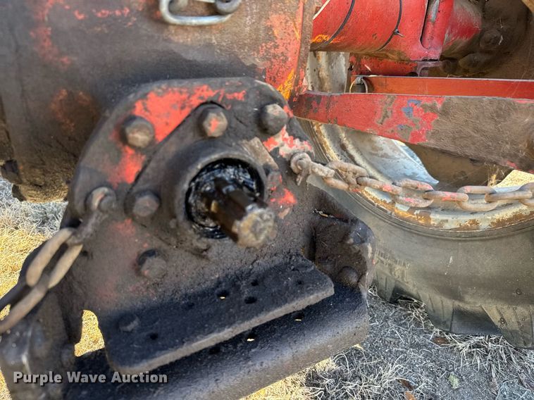 image for item LH9330 Ford 601 Workmaster tractor