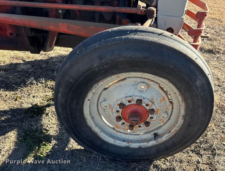 image for item LH9330 Ford 601 Workmaster tractor
