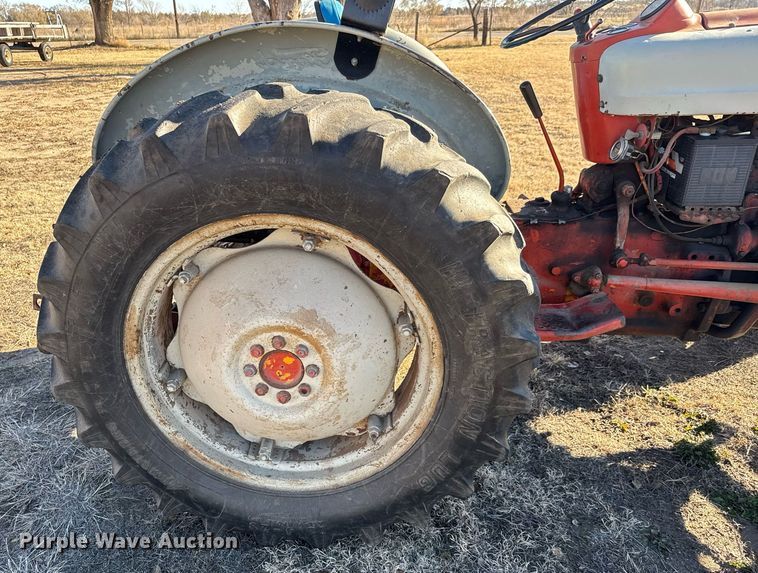 image for item LH9330 Ford 601 Workmaster tractor