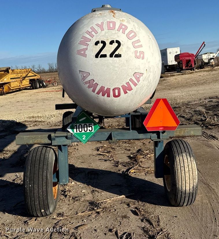 image for item LH9335 1992 Trinity Industries NH3 tank trailer