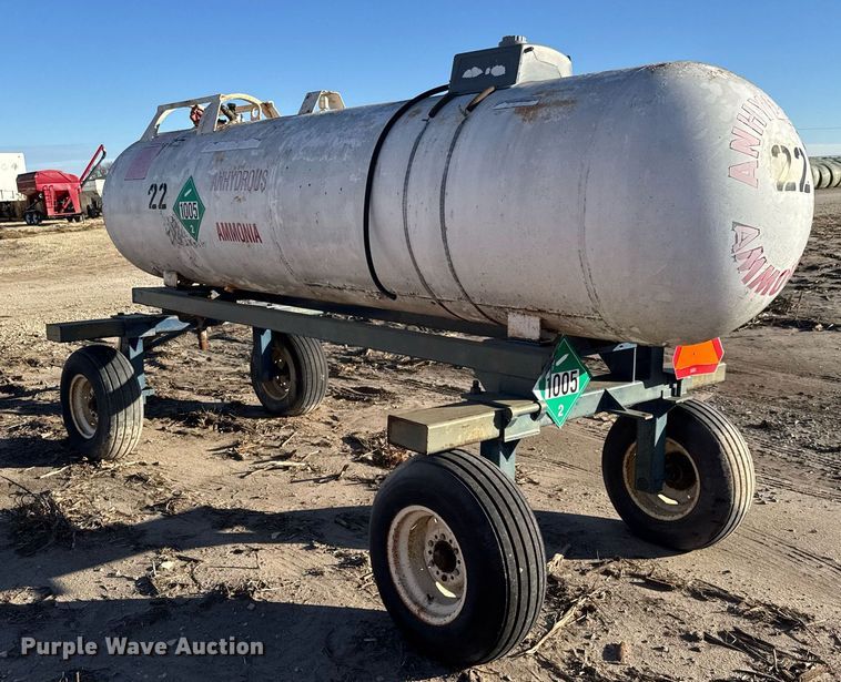 image for item LH9335 1992 Trinity Industries NH3 tank trailer