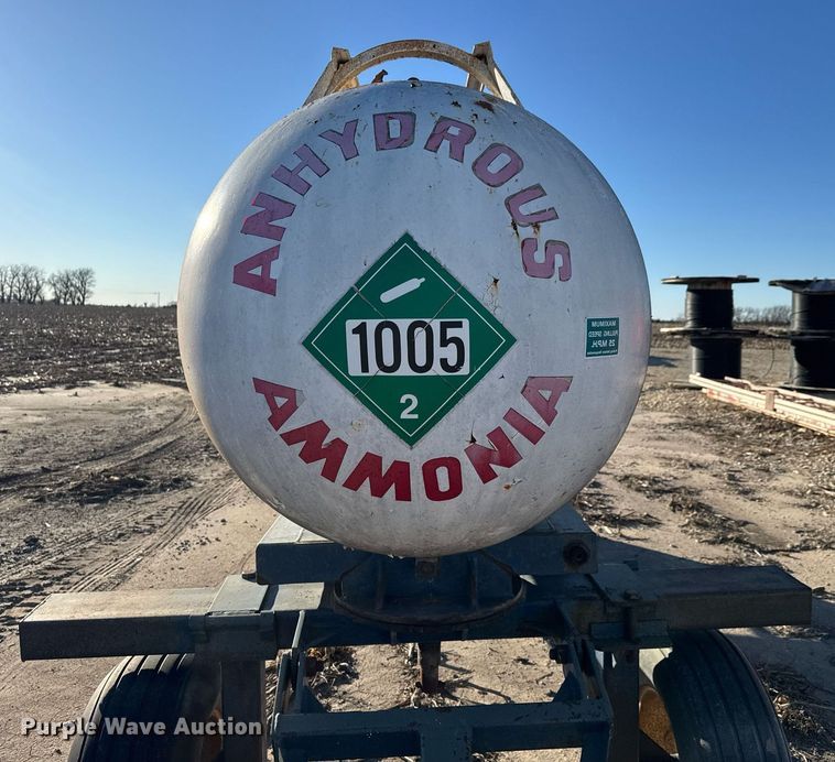 image for item LH9335 1992 Trinity Industries NH3 tank trailer