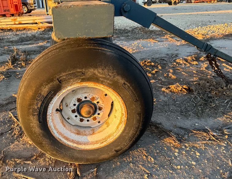 image for item LH9335 1992 Trinity Industries NH3 tank trailer