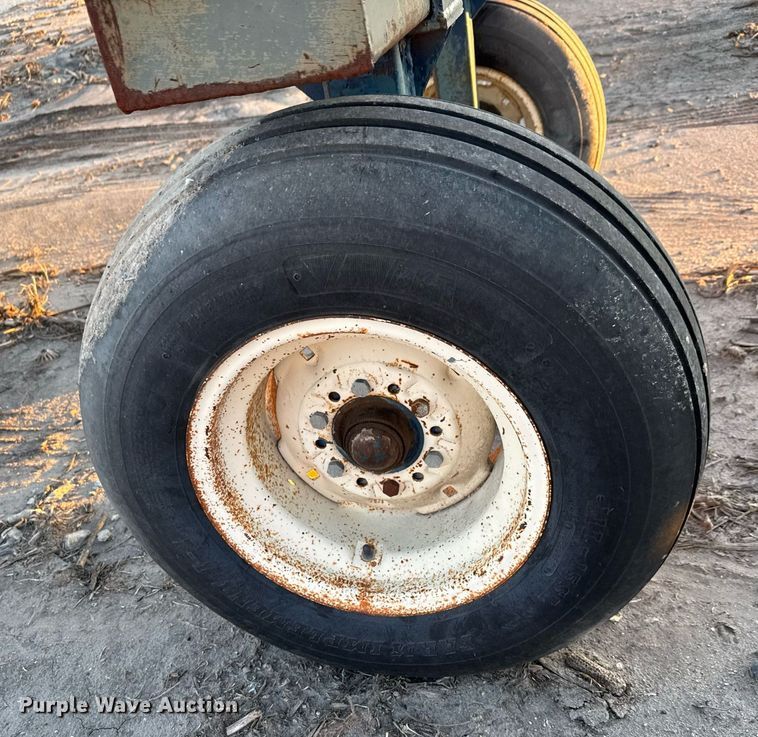 image for item LH9335 1992 Trinity Industries NH3 tank trailer