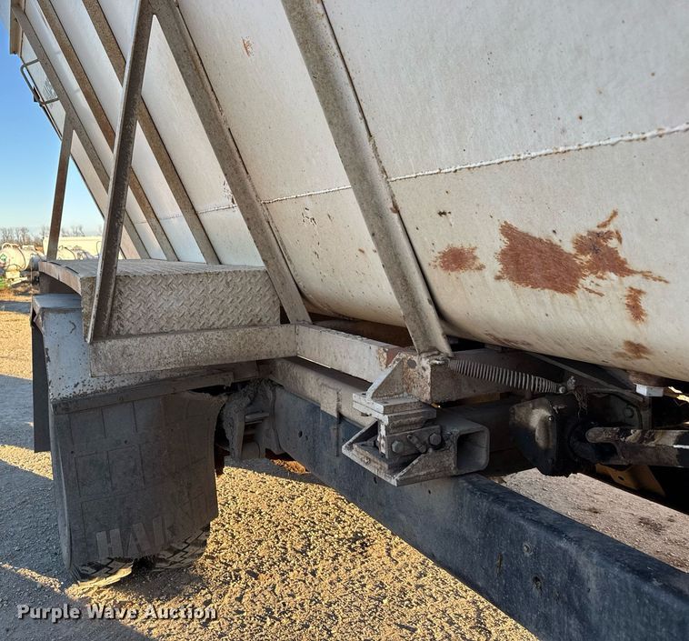 image for item LH9336 1973 Ford 7000 feed mixer truck