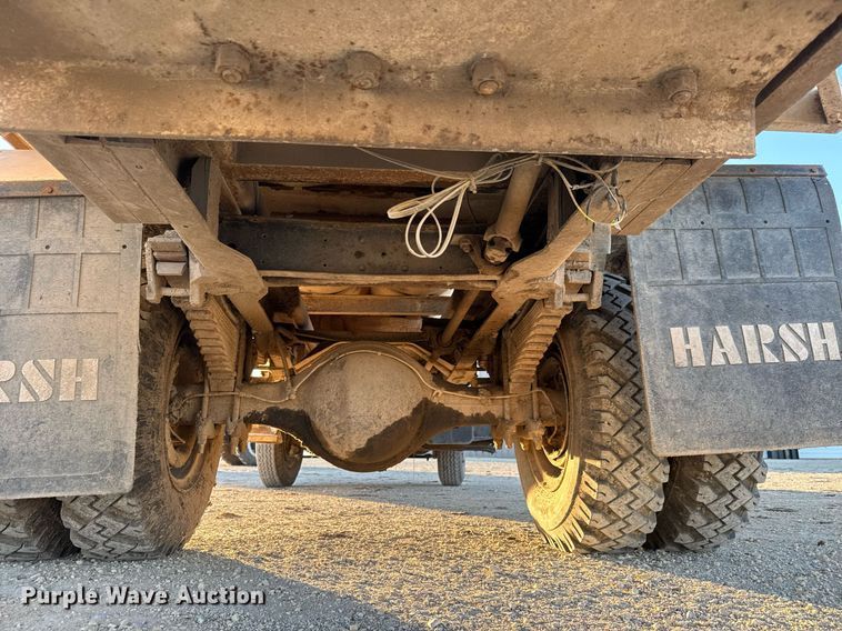 image for item LH9336 1973 Ford 7000 feed mixer truck