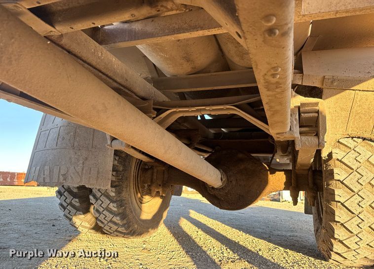 image for item LH9336 1973 Ford 7000 feed mixer truck