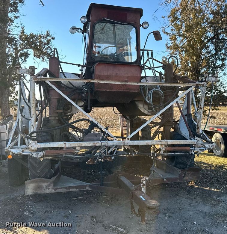 image for item LH9338 Hagie sprayer
