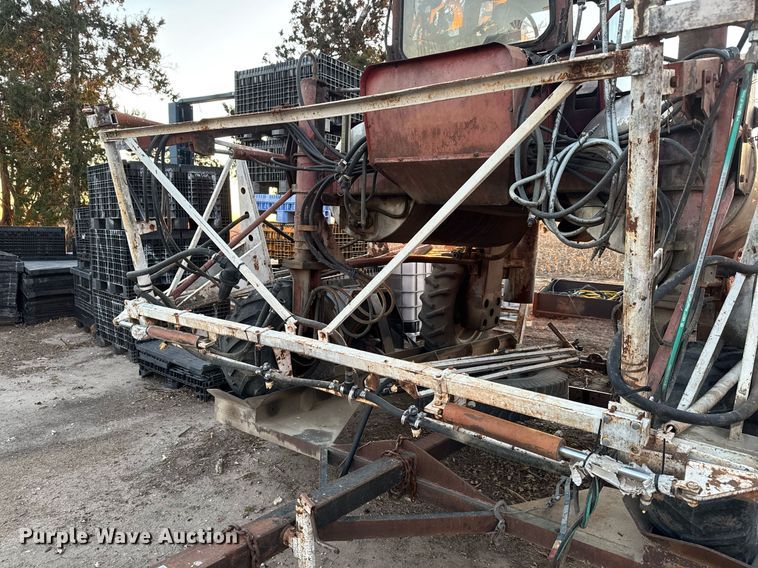 image for item LH9338 Hagie sprayer