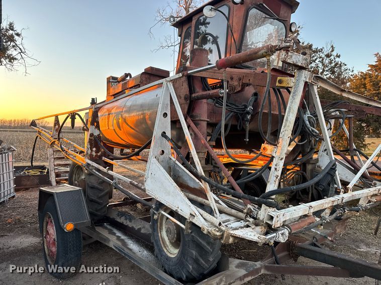 image for item LH9338 Hagie sprayer