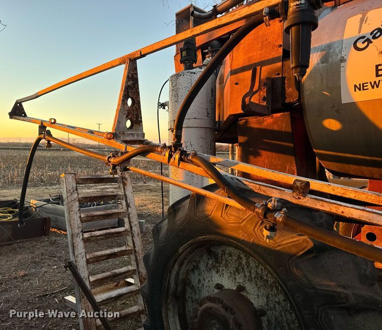 image for item LH9338 Hagie sprayer