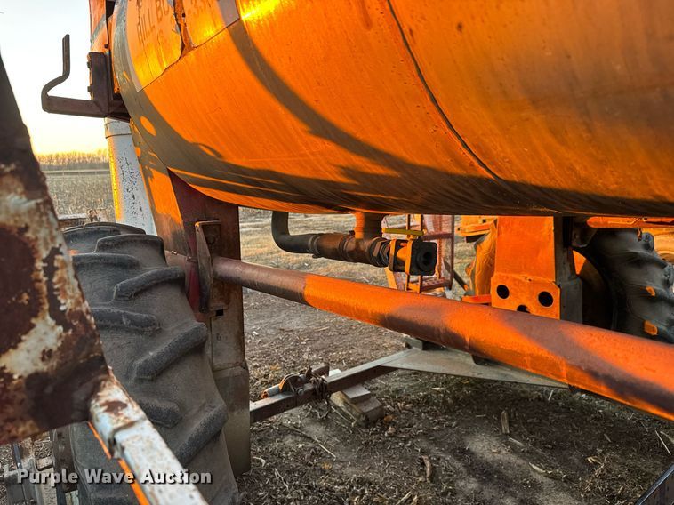 image for item LH9338 Hagie sprayer