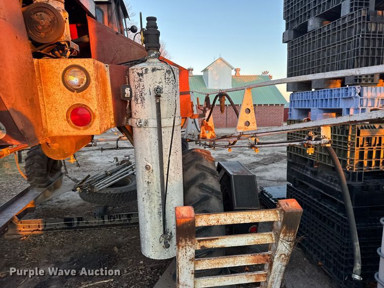 image for item LH9338 Hagie sprayer