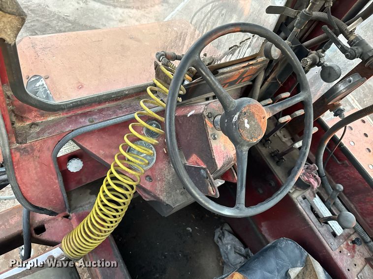 image for item LH9338 Hagie sprayer