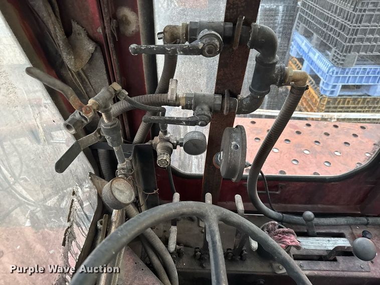 image for item LH9338 Hagie sprayer