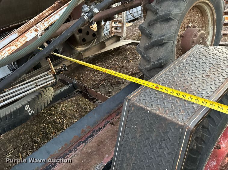 image for item LH9338 Hagie sprayer