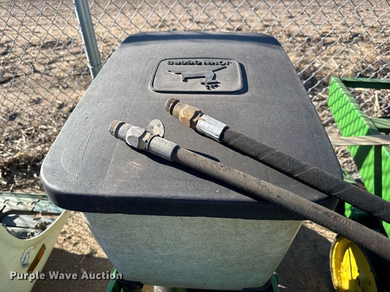 image for item LH9346 John Deere planter