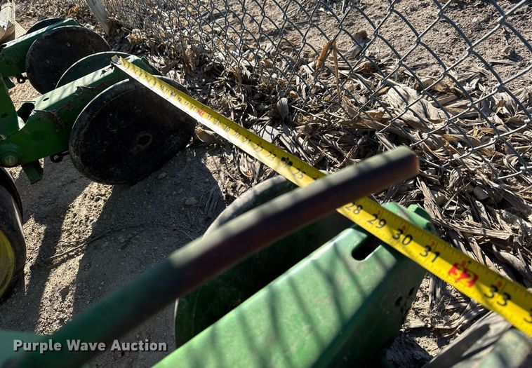 image for item LH9346 John Deere planter