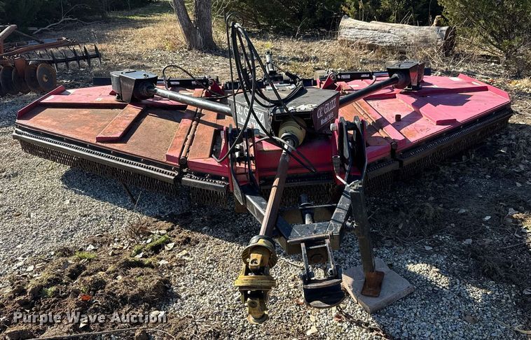 image for item LH9373 Mahindra 3615 Ol' Grizz batwing rotary mower