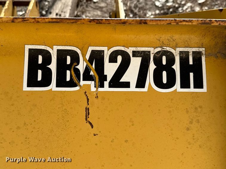 image for item LH9381 Frontier BB4278H box blade