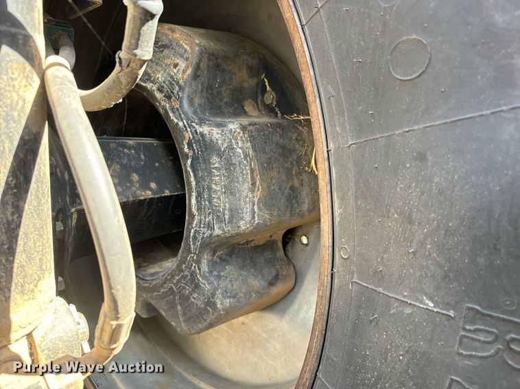 image for item MS9816 2001 Case MX240 MFWD tractor