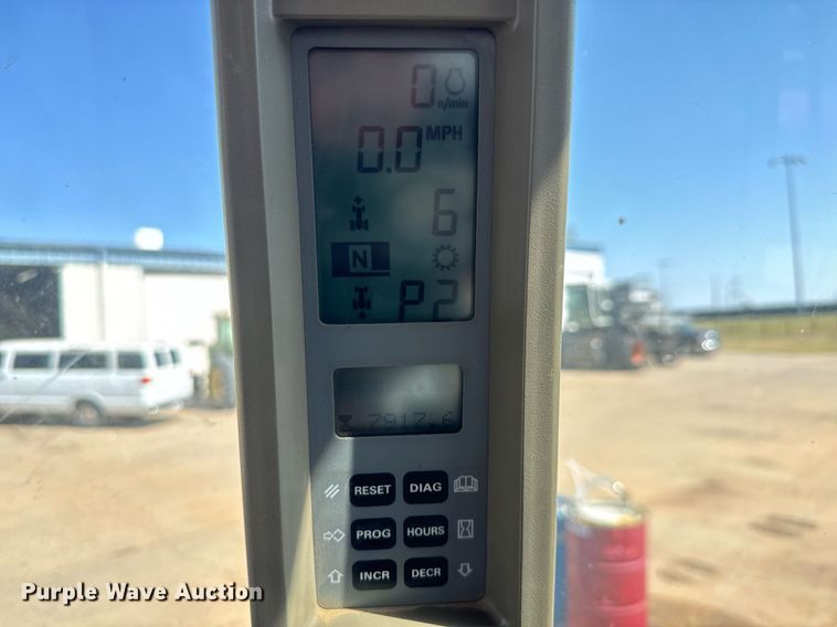 image for item MS9816 2001 Case MX240 MFWD tractor