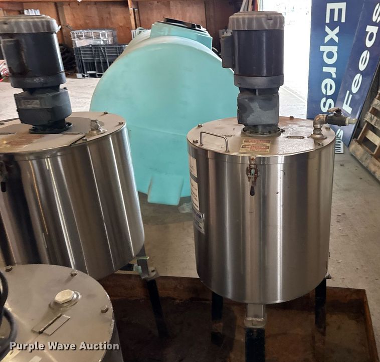 image for item OG9743 USC  seed treatment mix tanks