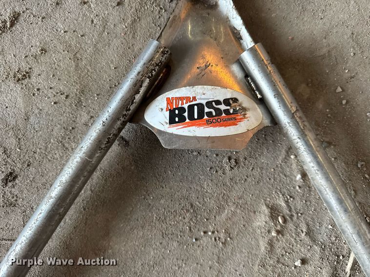 image for item OG9747 Approximately 12 NutraBoss 1500 Series Y drop nutrient placers