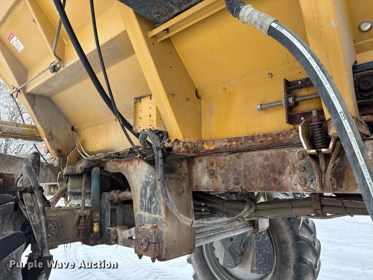 image for item OG9755 2013 Agco Rogator RG1100 spreader