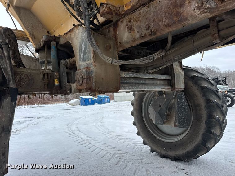 image for item OG9755 2013 Agco Rogator RG1100 spreader