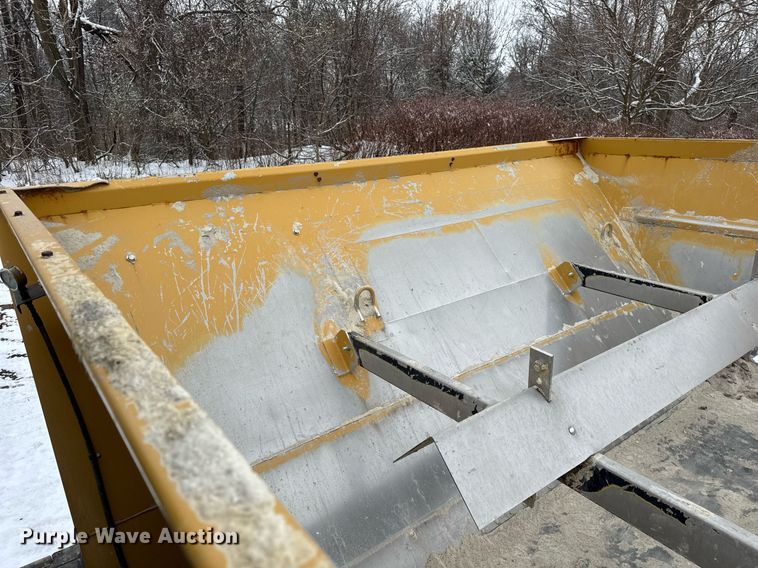 image for item OG9755 2013 Agco Rogator RG1100 spreader